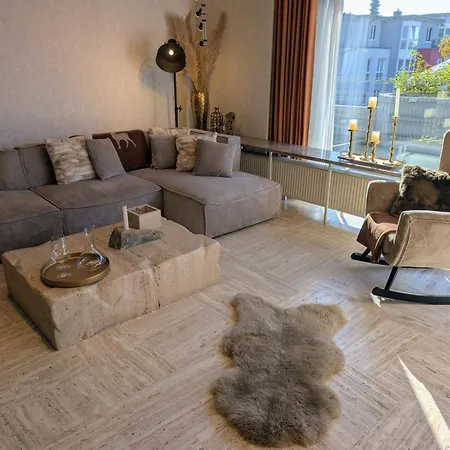 Steinmetz - Mit Whirlpool Bei Koeln Apartman