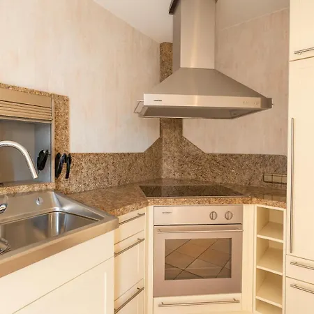 Steinmetz - Whirlpool, Bar & Koeln In 20 Min * Bergisch Gladbach