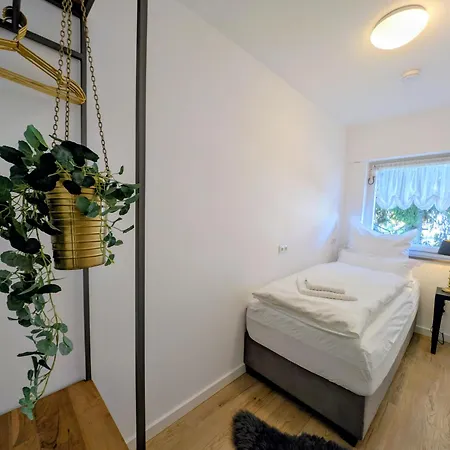 Apartman Steinmetz - Mit Whirlpool Bei Koeln *