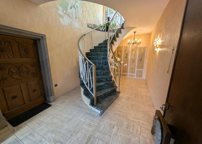 Villa Steinmetz - Whirlpool, Bar & Koeln In 20 Min